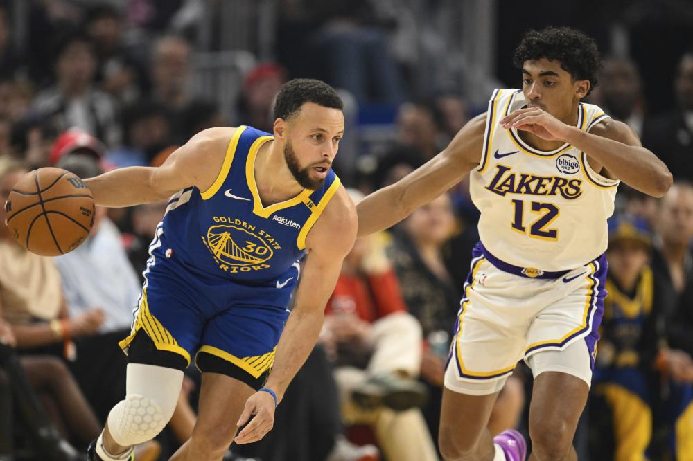 尔代夫的比 尔代夫的比